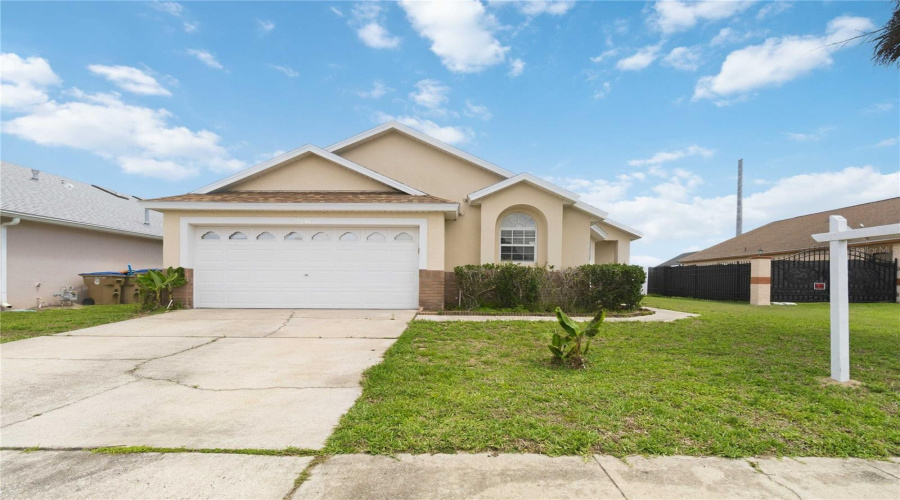 KISSIMMEE, Florida 34747, 4 Bedrooms Bedrooms, ,3 BathroomsBathrooms,Residential,For Sale,ONEIDA,0,MFRS5145194