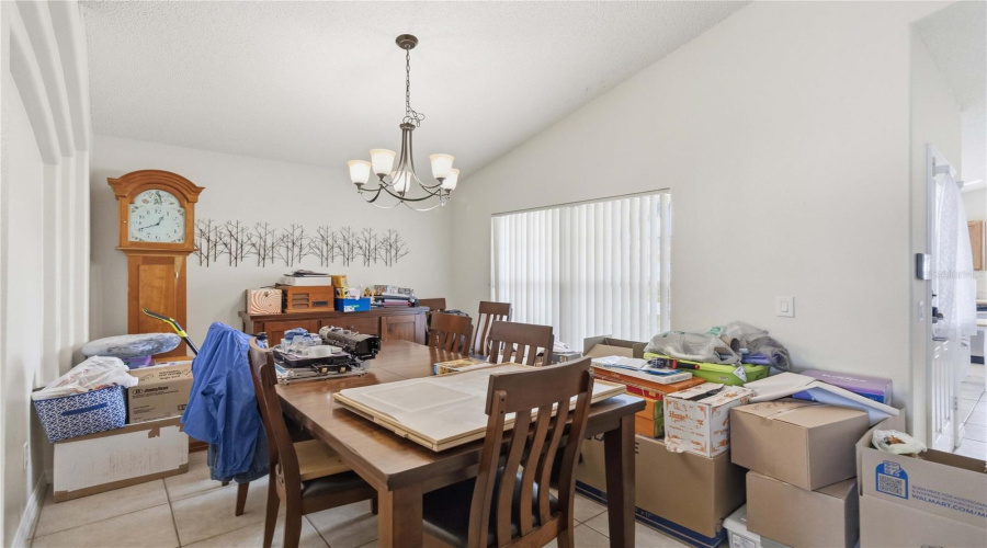 KISSIMMEE, Florida 34747, 4 Bedrooms Bedrooms, ,3 BathroomsBathrooms,Residential,For Sale,ONEIDA,0,MFRS5145194