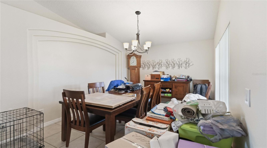 KISSIMMEE, Florida 34747, 4 Bedrooms Bedrooms, ,3 BathroomsBathrooms,Residential,For Sale,ONEIDA,0,MFRS5145194