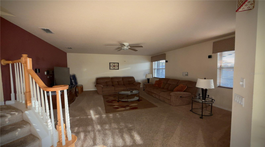 DAVENPORT, Florida 33897, 5 Bedrooms Bedrooms, ,3 BathroomsBathrooms,Residential,For Sale,HIGHER COMBE,0,MFRO6399361
