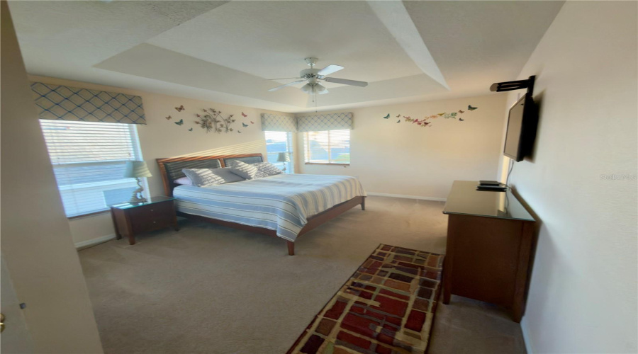 DAVENPORT, Florida 33897, 5 Bedrooms Bedrooms, ,3 BathroomsBathrooms,Residential,For Sale,HIGHER COMBE,0,MFRO6399361