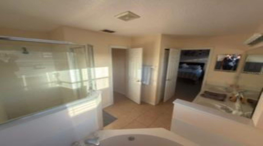 MASTER BATH 2