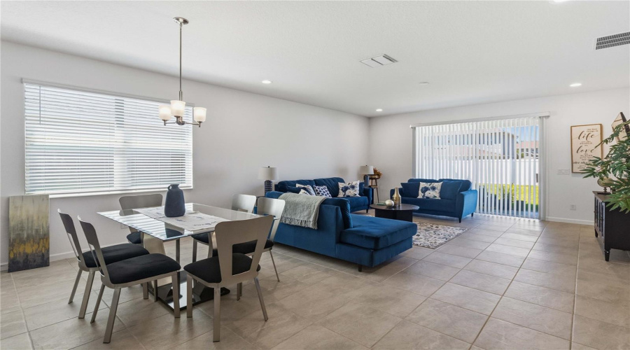 DAVENPORT, Florida 33837, 3 Bedrooms Bedrooms, ,2 BathroomsBathrooms,Residential,For Sale,ROSEDALE,0,MFRS5147388