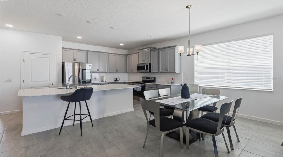 DAVENPORT, Florida 33837, 3 Bedrooms Bedrooms, ,2 BathroomsBathrooms,Residential,For Sale,ROSEDALE,0,MFRS5147388