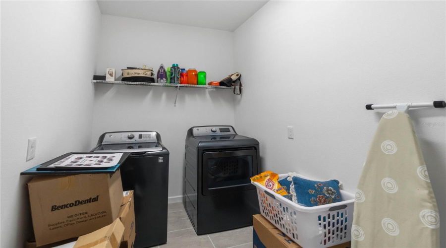 DAVENPORT, Florida 33837, 3 Bedrooms Bedrooms, ,2 BathroomsBathrooms,Residential,For Sale,ROSEDALE,0,MFRS5147388