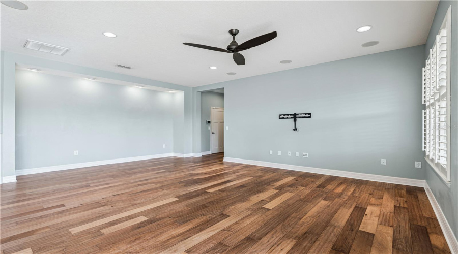 ORLANDO, Florida 32836, 5 Bedrooms Bedrooms, ,4 BathroomsBathrooms,Residential,For Sale,ACOSTA,0,MFRO6400810