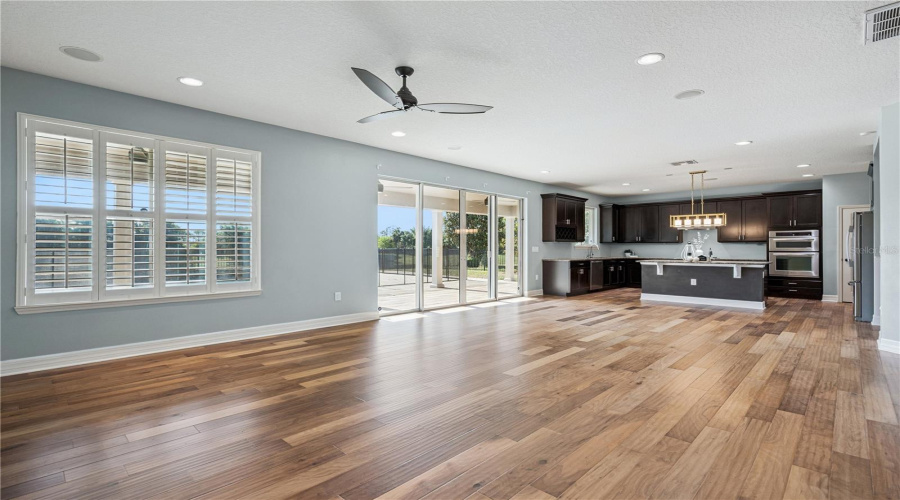 ORLANDO, Florida 32836, 5 Bedrooms Bedrooms, ,4 BathroomsBathrooms,Residential,For Sale,ACOSTA,0,MFRO6400810