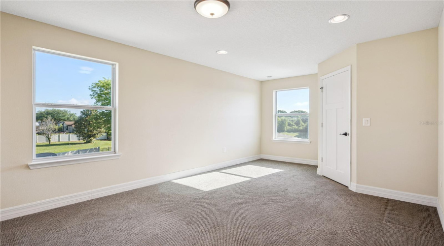 ORLANDO, Florida 32836, 5 Bedrooms Bedrooms, ,4 BathroomsBathrooms,Residential,For Sale,ACOSTA,0,MFRO6400810