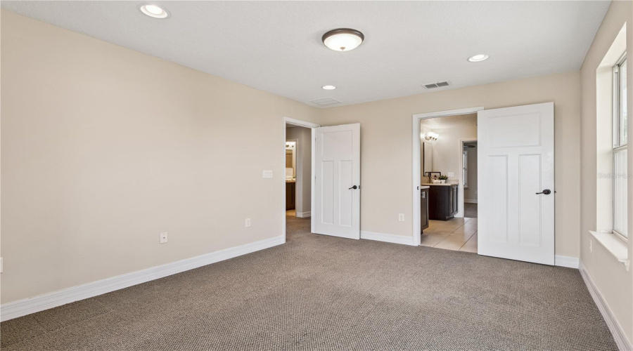 ORLANDO, Florida 32836, 5 Bedrooms Bedrooms, ,4 BathroomsBathrooms,Residential,For Sale,ACOSTA,0,MFRO6400810