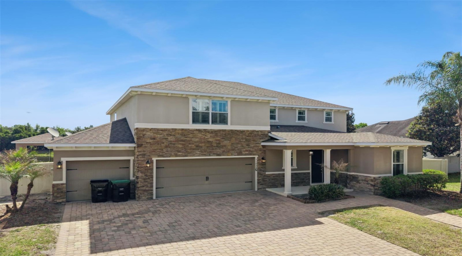 ORLANDO, Florida 32836, 5 Bedrooms Bedrooms, ,4 BathroomsBathrooms,Residential,For Sale,ACOSTA,0,MFRO6400810