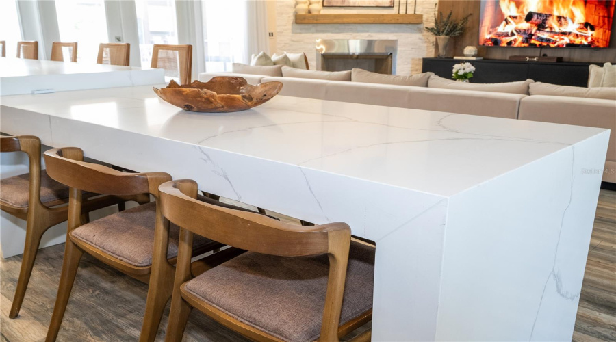 A statement feature that makes every evening feel a little more special.