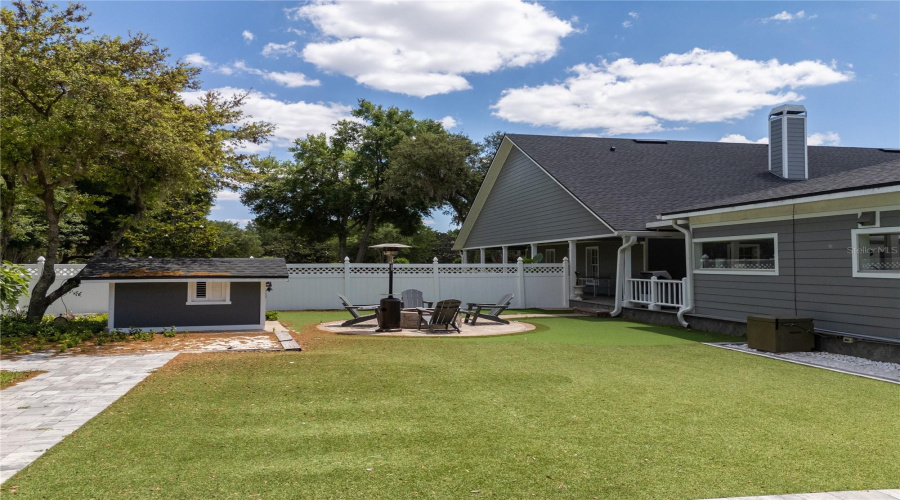 Evenings under the stars, good conversations, and unforgettable moments.