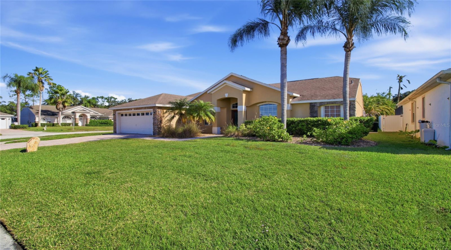 DAVENPORT, Florida 33897, 5 Bedrooms Bedrooms, ,3 BathroomsBathrooms,Residential,For Sale,BELFRY,0,MFRO6360946