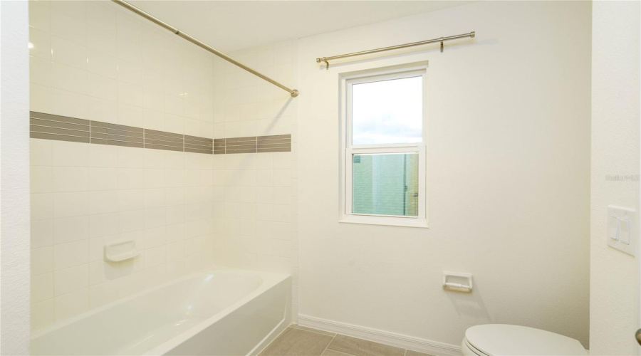 DAVENPORT, Florida 33837, 5 Bedrooms Bedrooms, ,3 BathroomsBathrooms,Residential,For Sale,HAMLET,0,MFRG5103509