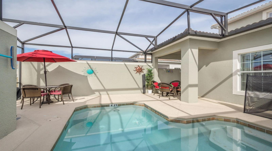 KISSIMMEE, Florida 34746, 5 Bedrooms Bedrooms, ,4 BathroomsBathrooms,Residential,For Sale,PEQUOD,0,MFRO6400795