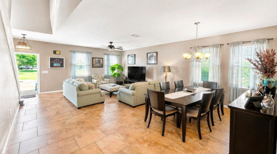 DAVENPORT, Florida 33896, 4 Bedrooms Bedrooms, ,2 BathroomsBathrooms,Residential,For Sale,SEQUOIA,0,MFRL4961357