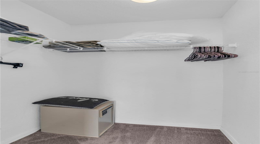 DAVENPORT, Florida 33897, 4 Bedrooms Bedrooms, ,3 BathroomsBathrooms,Residential,For Sale,LA MIRAGE,0,MFRO6401458