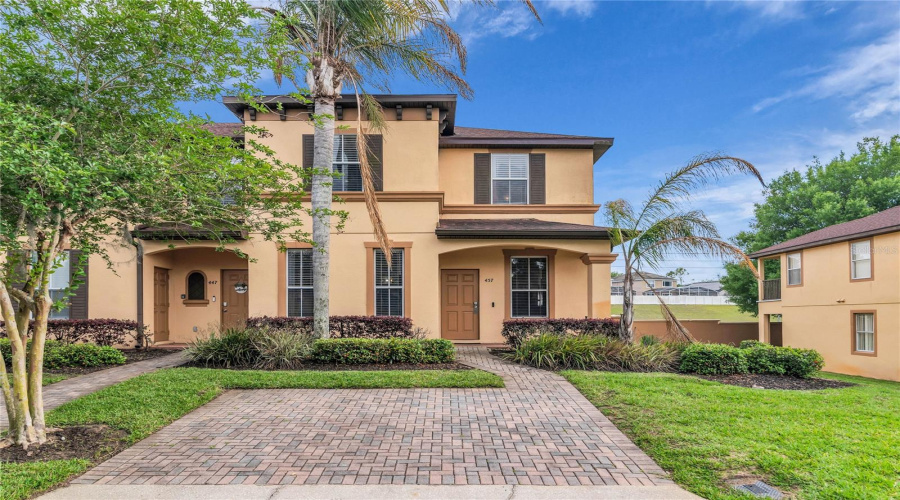 DAVENPORT, Florida 33897, 4 Bedrooms Bedrooms, ,3 BathroomsBathrooms,Residential,For Sale,LA MIRAGE,0,MFRO6401458