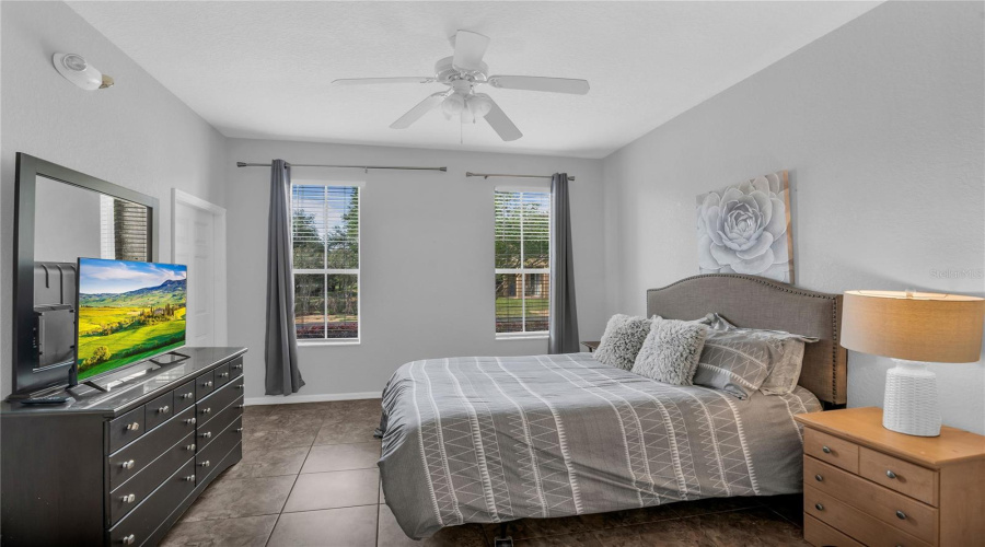 DAVENPORT, Florida 33897, 4 Bedrooms Bedrooms, ,3 BathroomsBathrooms,Residential,For Sale,LA MIRAGE,0,MFRO6401458
