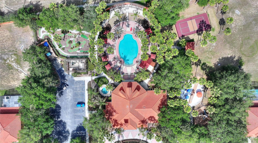 DAVENPORT, Florida 33897, 4 Bedrooms Bedrooms, ,3 BathroomsBathrooms,Residential,For Sale,SEVILLA,0,MFRO6401978