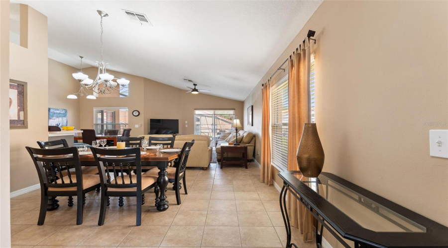 DAVENPORT, Florida 33897, 4 Bedrooms Bedrooms, ,3 BathroomsBathrooms,Residential,For Sale,SEVILLA,0,MFRO6401978