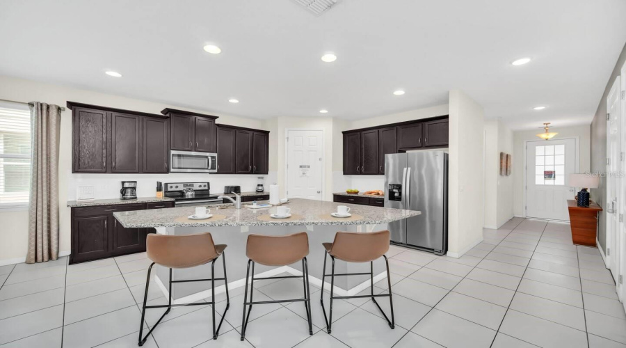 KISSIMMEE, Florida 34747, 7 Bedrooms Bedrooms, ,6 BathroomsBathrooms,Residential,For Sale,EGRET MILLS,0,MFRO6401913