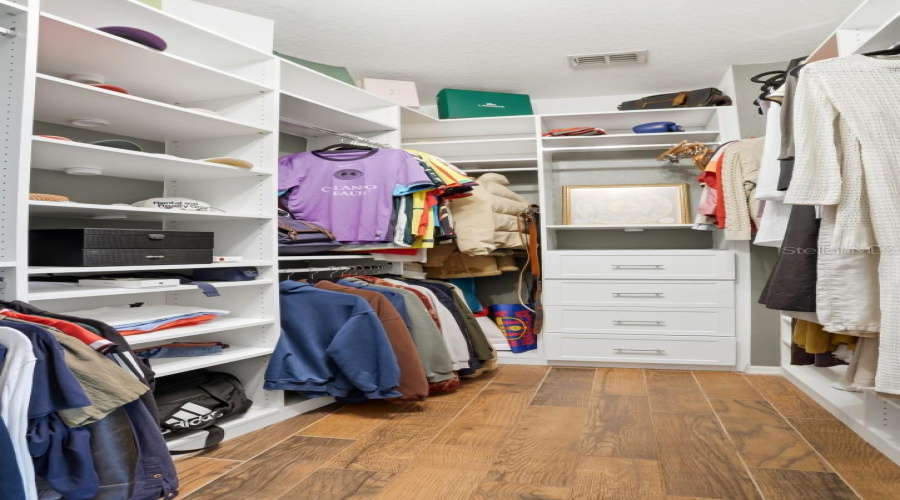 DAVENPORT, Florida 33837, 4 Bedrooms Bedrooms, ,3 BathroomsBathrooms,Residential,For Sale,BROOKHAVEN,0,MFRGC539778