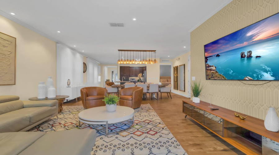 KISSIMMEE, Florida 34747, 8 Bedrooms Bedrooms, ,7 BathroomsBathrooms,Residential,For Sale,MARKER,0,MFRO6401792