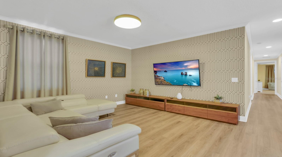 KISSIMMEE, Florida 34747, 8 Bedrooms Bedrooms, ,7 BathroomsBathrooms,Residential,For Sale,MARKER,0,MFRO6401792