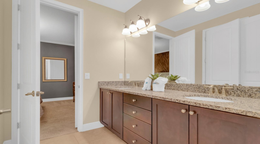 KISSIMMEE, Florida 34747, 8 Bedrooms Bedrooms, ,7 BathroomsBathrooms,Residential,For Sale,MARKER,0,MFRO6401792