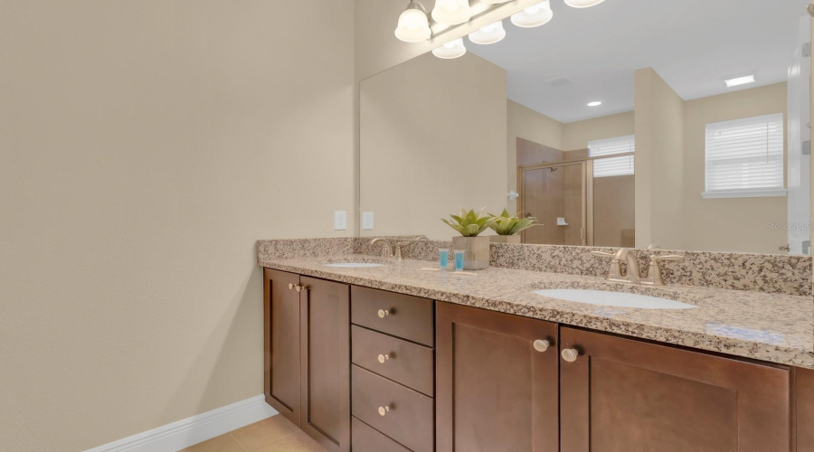 KISSIMMEE, Florida 34747, 8 Bedrooms Bedrooms, ,7 BathroomsBathrooms,Residential,For Sale,MARKER,0,MFRO6401792