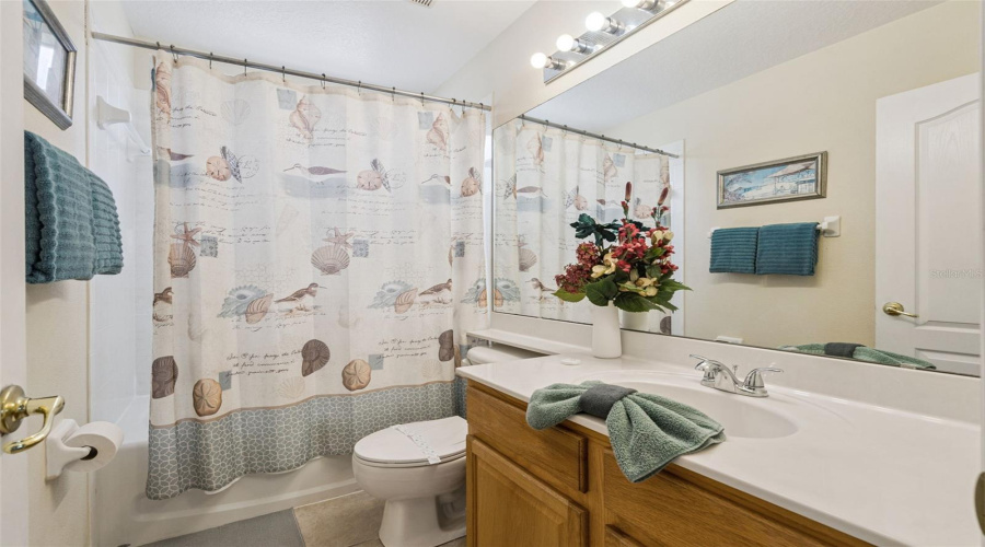 DAVENPORT, Florida 33897, 5 Bedrooms Bedrooms, ,3 BathroomsBathrooms,Residential,For Sale,HAMPTON,0,MFRS5148516