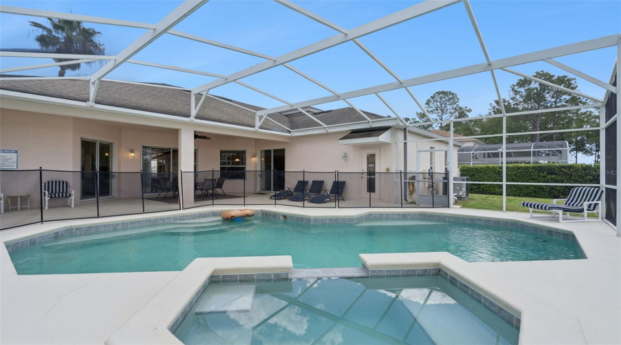 DAVENPORT, Florida 33897, 5 Bedrooms Bedrooms, ,3 BathroomsBathrooms,Residential,For Sale,HAMPTON,0,MFRS5148516