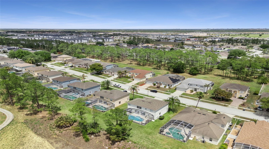 DAVENPORT, Florida 33897, 5 Bedrooms Bedrooms, ,3 BathroomsBathrooms,Residential,For Sale,HAMPTON,0,MFRS5148516