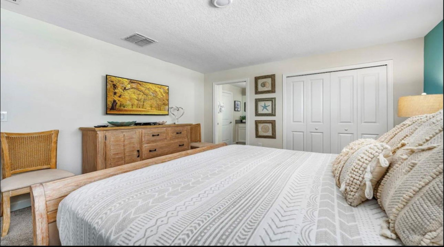 DAVENPORT, Florida 33896, 4 Bedrooms Bedrooms, ,3 BathroomsBathrooms,Residential,For Sale,PEBBLE BEACH,0,MFRO6330010