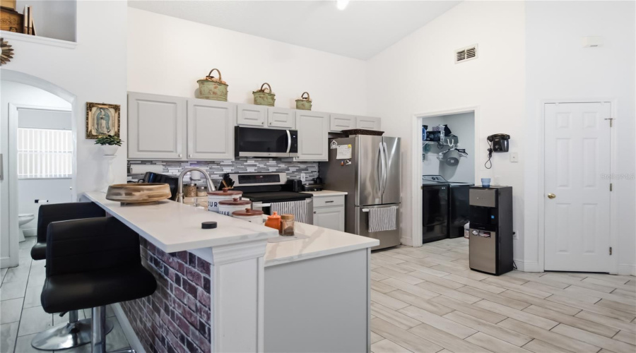 KISSIMMEE, Florida 34746, 4 Bedrooms Bedrooms, ,4 BathroomsBathrooms,Residential,For Sale,LIBERTY HALL,0,MFRS5144814