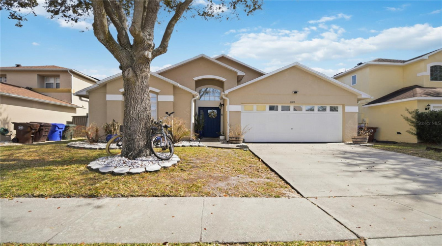 KISSIMMEE, Florida 34746, 4 Bedrooms Bedrooms, ,4 BathroomsBathrooms,Residential,For Sale,LIBERTY HALL,0,MFRS5144814
