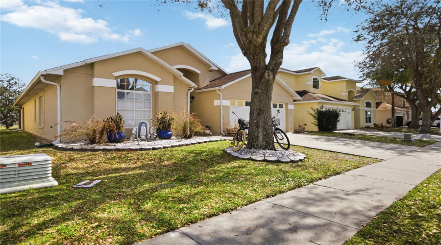 KISSIMMEE, Florida 34746, 4 Bedrooms Bedrooms, ,4 BathroomsBathrooms,Residential,For Sale,LIBERTY HALL,0,MFRS5144814