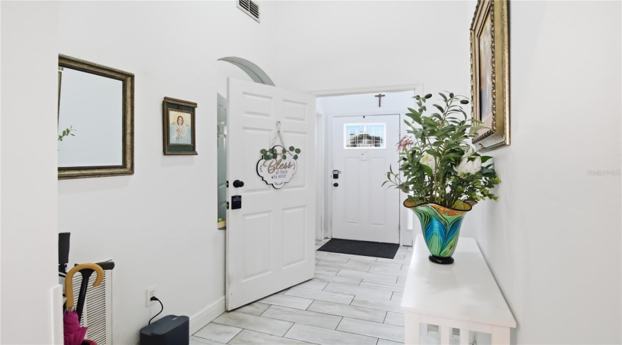 KISSIMMEE, Florida 34746, 4 Bedrooms Bedrooms, ,4 BathroomsBathrooms,Residential,For Sale,LIBERTY HALL,0,MFRS5144814