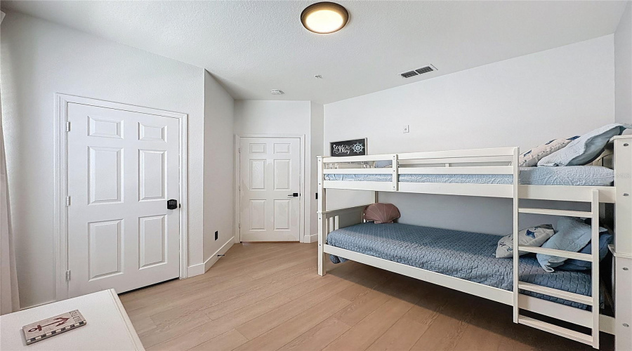 KISSIMMEE, Florida 34747, 3 Bedrooms Bedrooms, ,2 BathroomsBathrooms,Residential,For Sale,BUTTERFLY PALM,0,MFRTB8501444