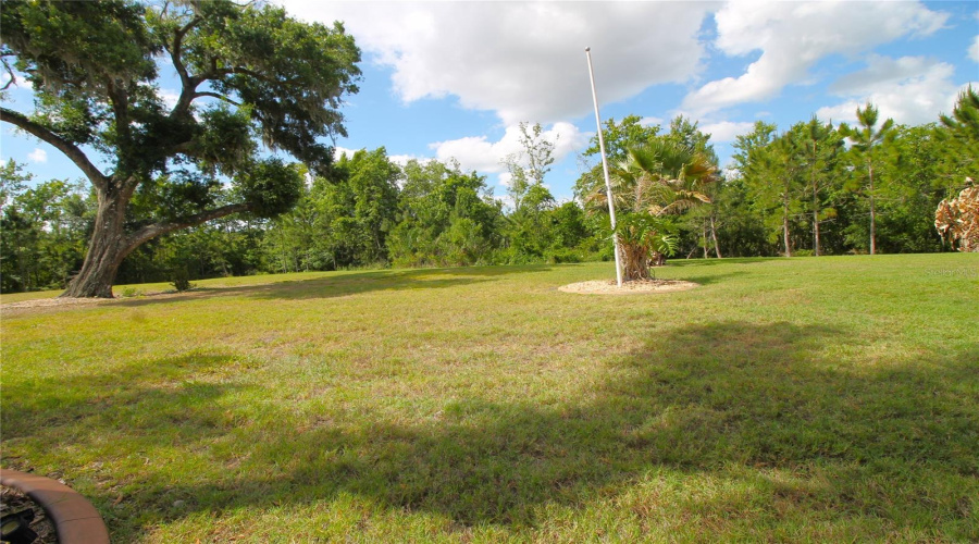 DAVENPORT, Florida 33837, 3 Bedrooms Bedrooms, ,2 BathroomsBathrooms,Residential,For Sale,LAGO,0,MFRG5111436