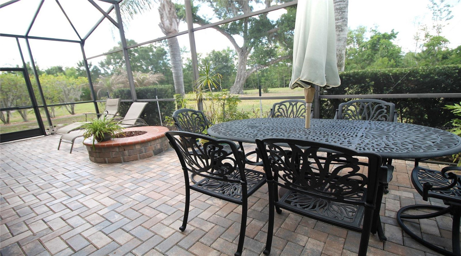 DAVENPORT, Florida 33837, 3 Bedrooms Bedrooms, ,2 BathroomsBathrooms,Residential,For Sale,LAGO,0,MFRG5111436