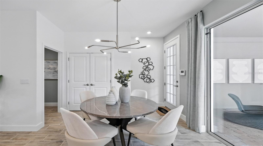 Island Village Amelia Model Dining Room