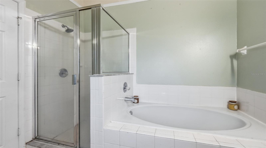 DAVENPORT, Florida 33837, 3 Bedrooms Bedrooms, ,2 BathroomsBathrooms,Residential,For Sale,ROLLINS,0,MFRG5111518
