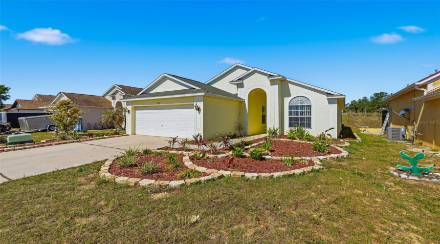 DAVENPORT, Florida 33837, 3 Bedrooms Bedrooms, ,2 BathroomsBathrooms,Residential,For Sale,ROLLINS,0,MFRG5111518