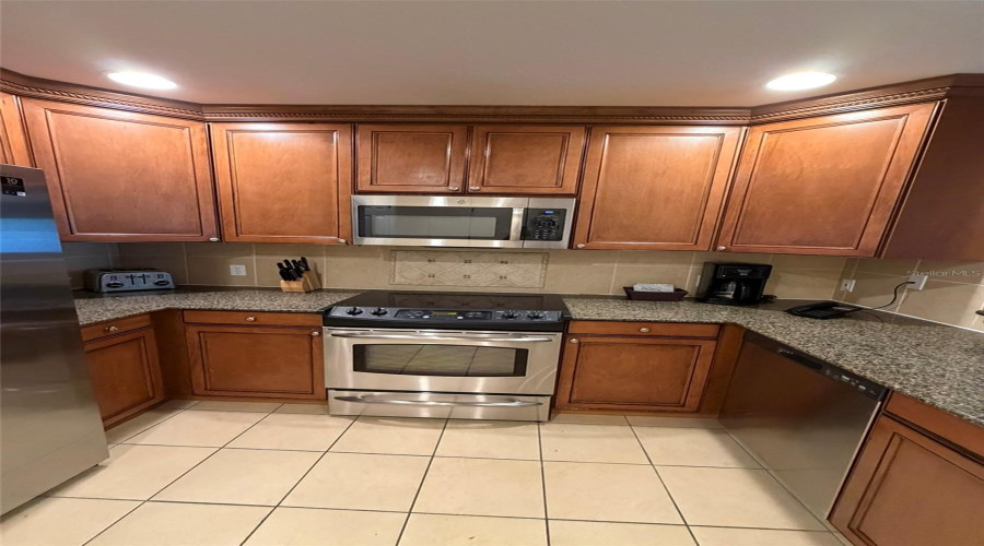 REUNION, Florida 34747, 3 Bedrooms Bedrooms, ,3 BathroomsBathrooms,Residential,For Sale,WHISPER,0,MFRO6396261