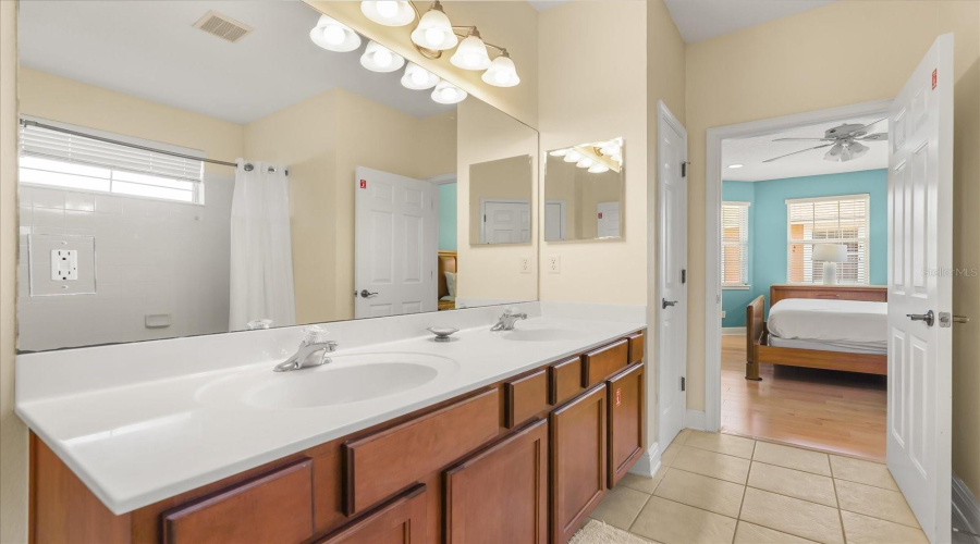 REUNION, Florida 34747, 5 Bedrooms Bedrooms, ,4 BathroomsBathrooms,Residential,For Sale,EXCITEMENT,0,MFRO6401712