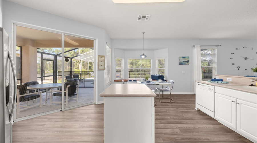 DAVENPORT, Florida 33837, 4 Bedrooms Bedrooms, ,3 BathroomsBathrooms,Residential,For Sale,ORANGE COSMOS,0,MFRS5148483