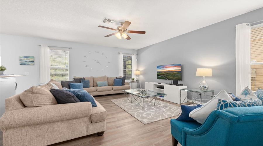 DAVENPORT, Florida 33837, 4 Bedrooms Bedrooms, ,3 BathroomsBathrooms,Residential,For Sale,ORANGE COSMOS,0,MFRS5148483