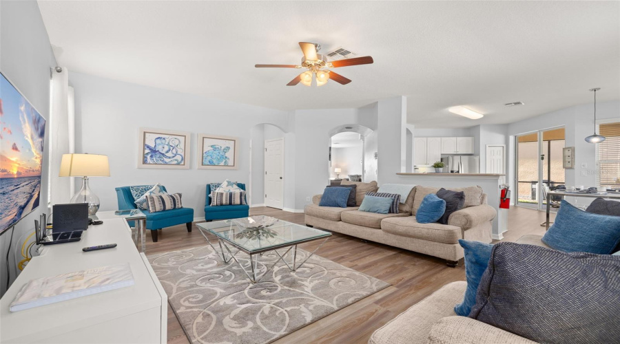 DAVENPORT, Florida 33837, 4 Bedrooms Bedrooms, ,3 BathroomsBathrooms,Residential,For Sale,ORANGE COSMOS,0,MFRS5148483